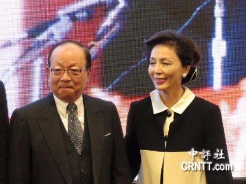 蒋方智怡、蒋孝严同场零互动。
